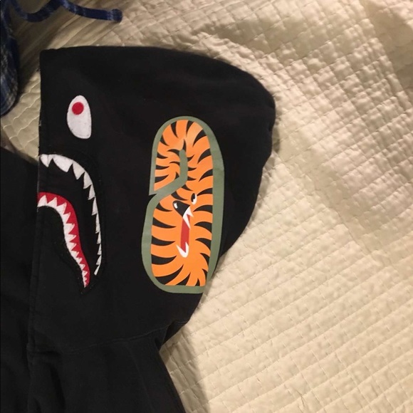 Jacket - Picture 3 of 4